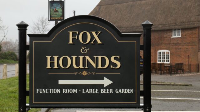 Fox & Hounds, Devizes